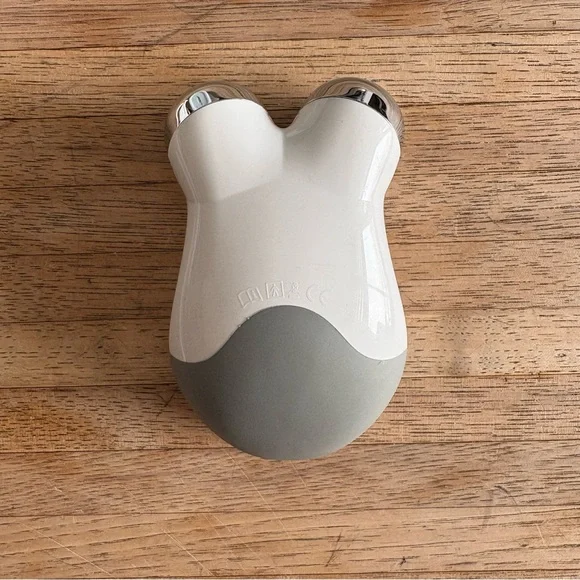 NuFace Mini Classic - Picture 2 of 6